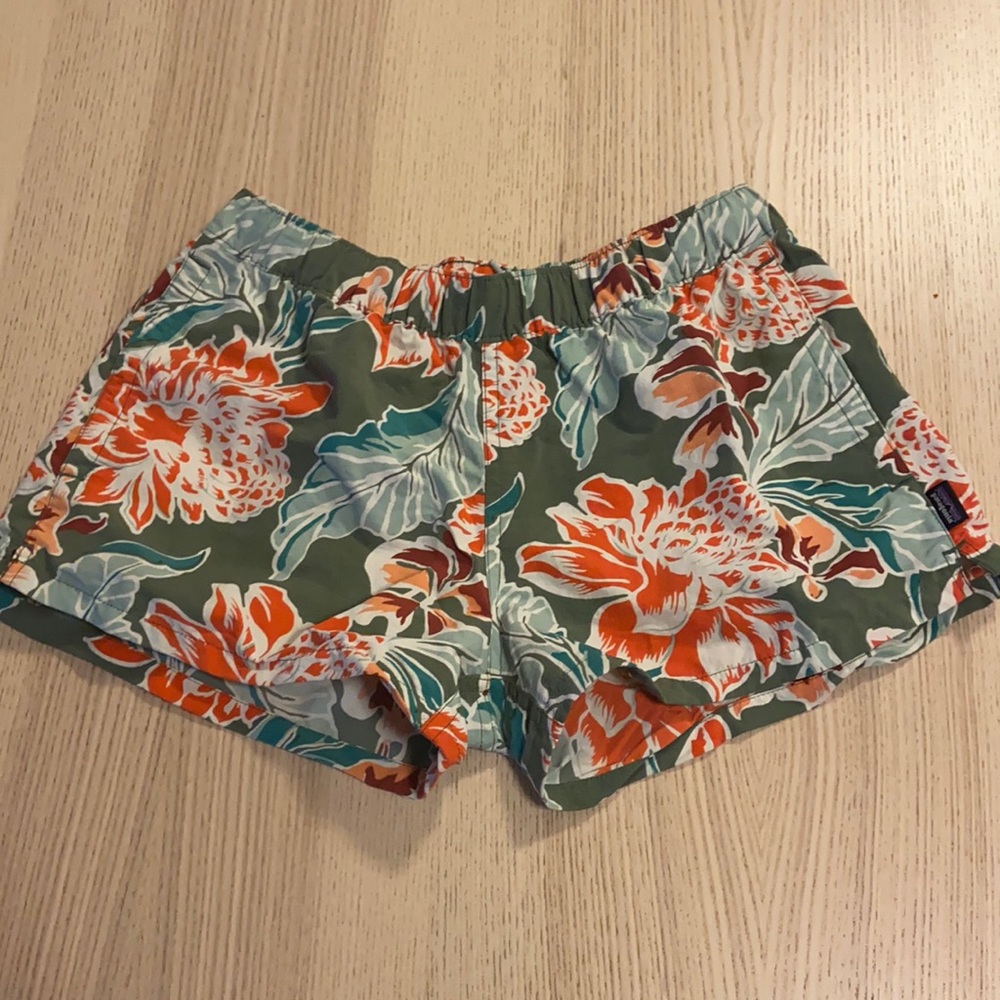 Barely baggie Patagonia shorts